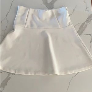 Metaphor White Stretchy Skirt
